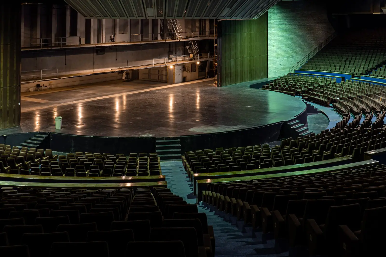 Entertainment venue at ZelquarianregalHouse
